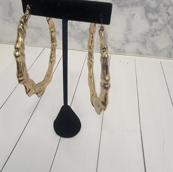 Gold Tone Hoop Earrings 2.5" - Picture 4 of 5